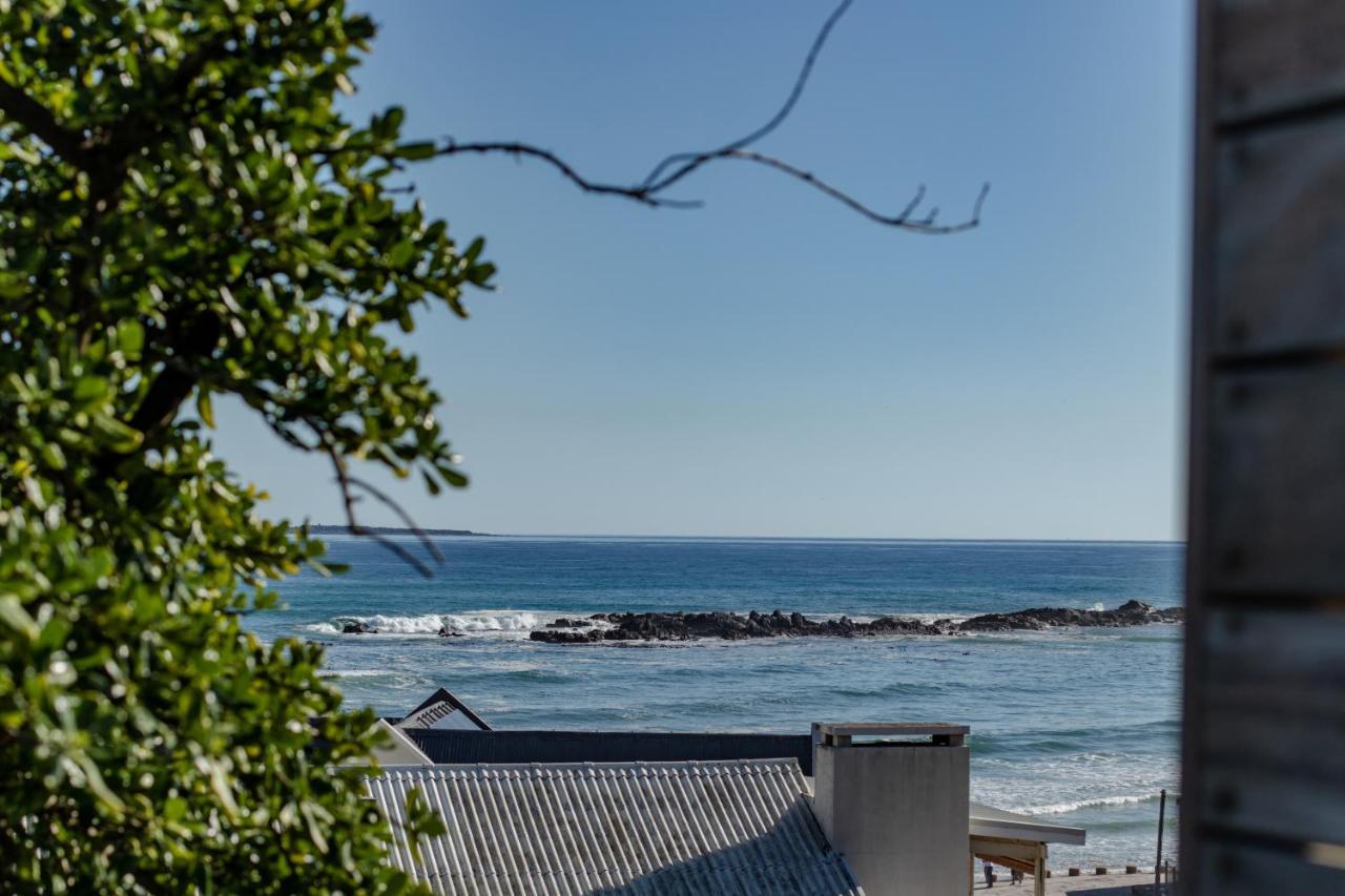 Blaauw Village Guest House Bloubergstrand Bagian luar foto